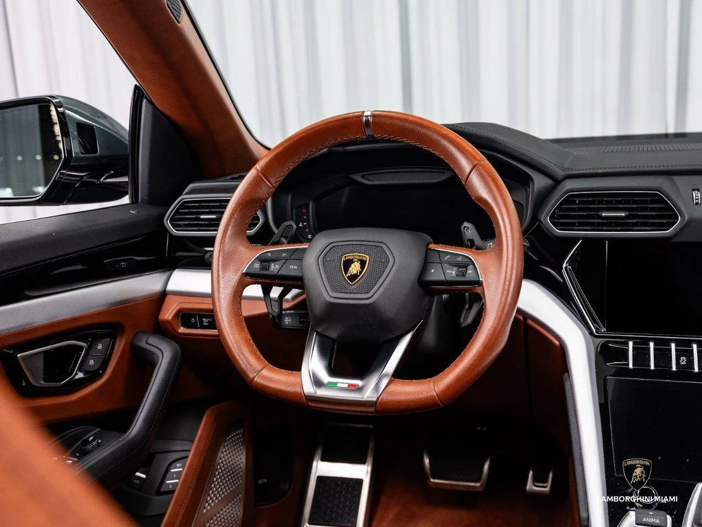 2021 Lamborghini Urus, 18/30