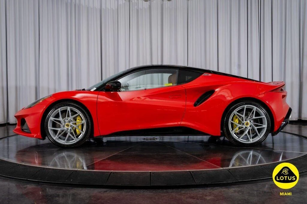 2026 Lotus Emira V6 SE, 4/30