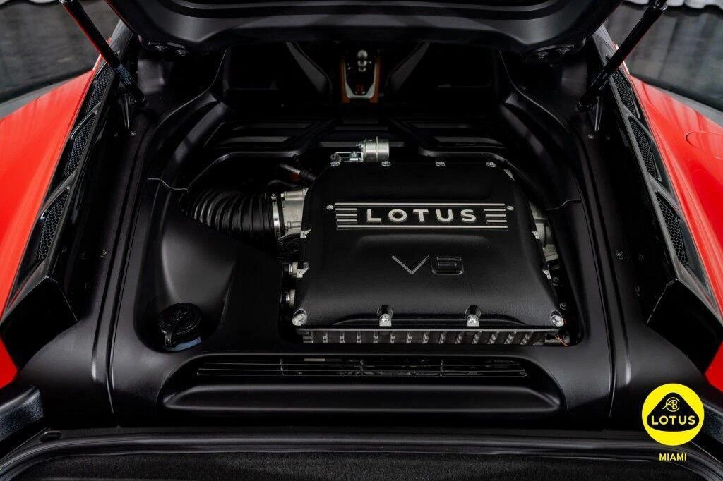 2026 Lotus Emira V6 SE, 9/30