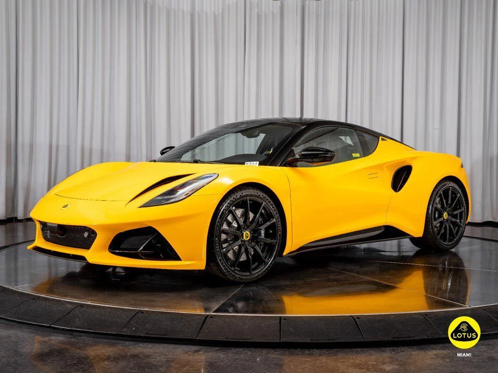 2027 Lotus Emira Turbo SE, 3/30