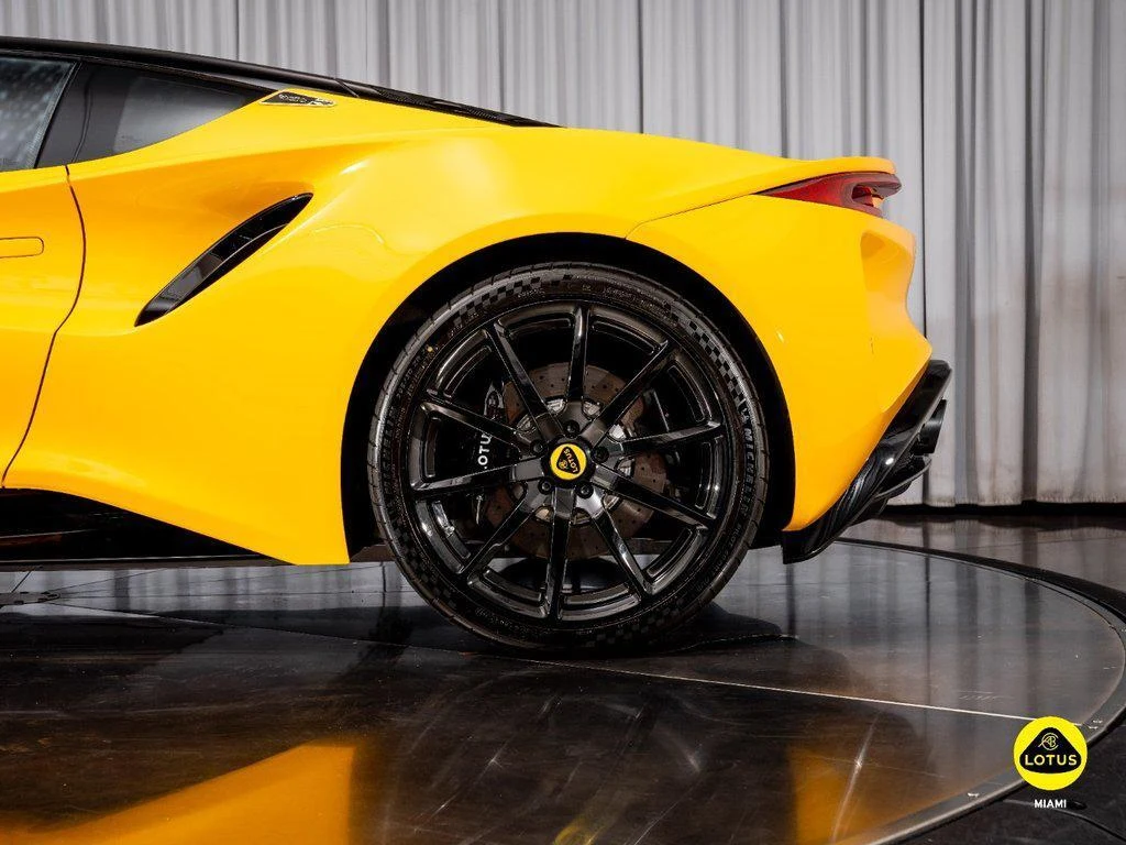 2027 Lotus Emira Turbo SE, 6/30