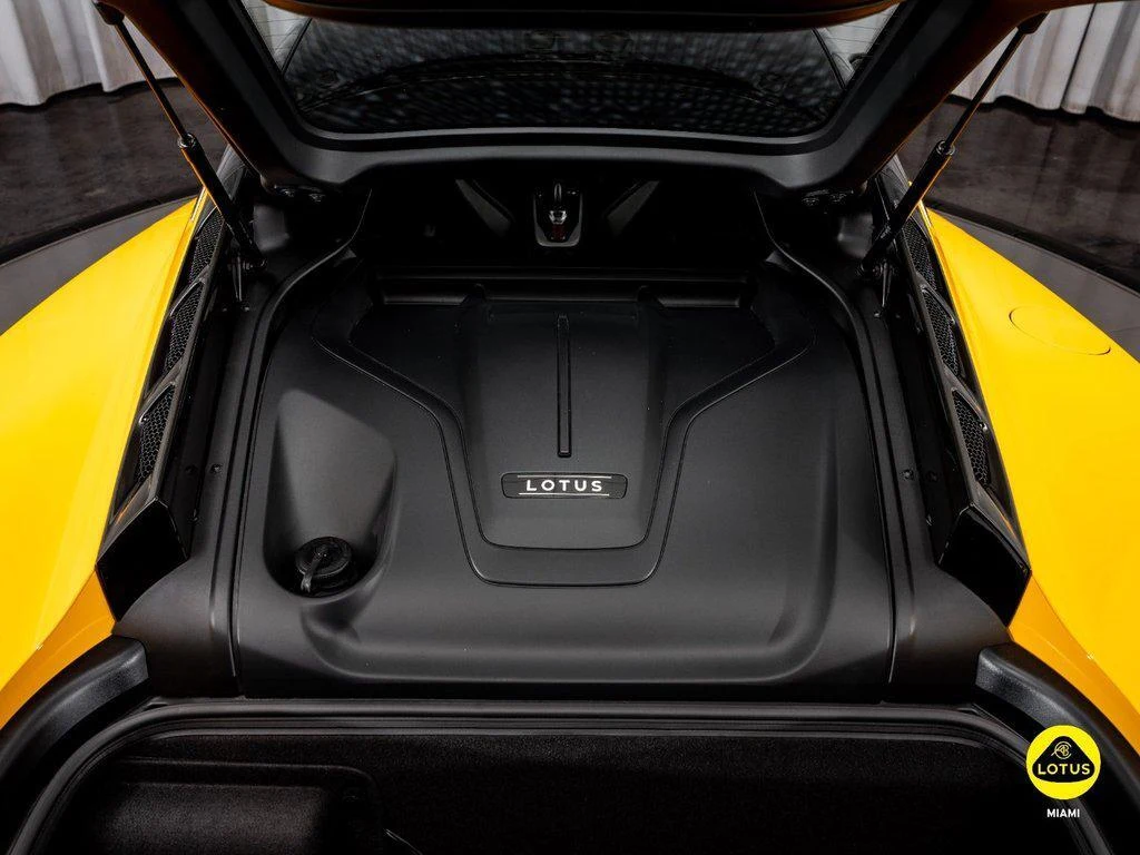 2027 Lotus Emira Turbo SE, 9/30