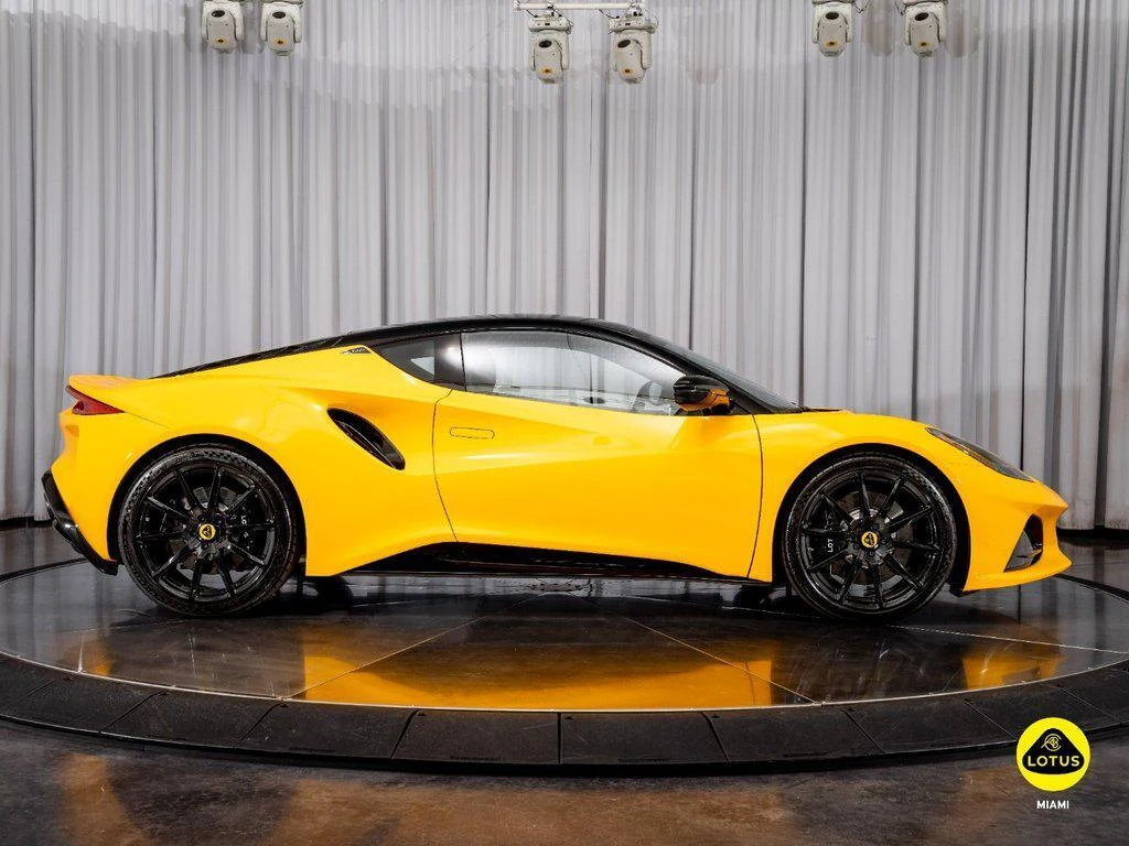 2027 Lotus Emira Turbo SE, 11/30
