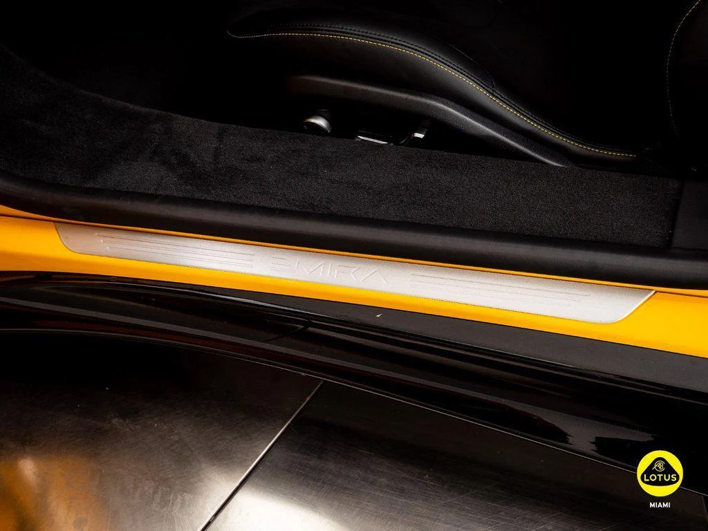 2027 Lotus Emira Turbo SE, 15/30