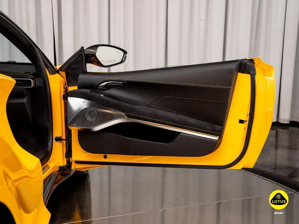 2027 Lotus Emira Turbo SE, 22/30
