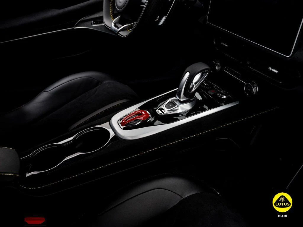 2027 Lotus Emira Turbo SE, 27/30