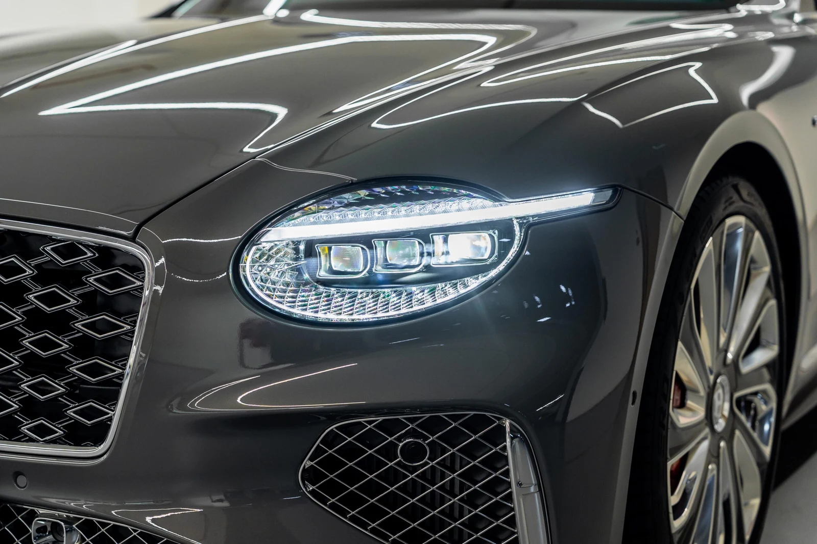 2025 Bentley Continental GTC Mulliner, 10/10