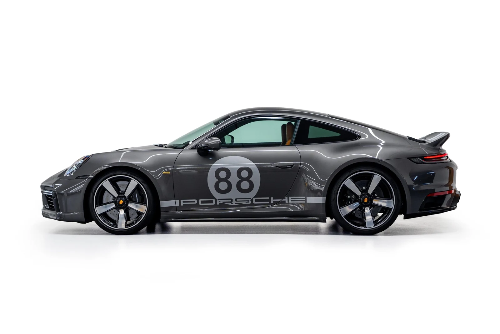 2023 Porsche 911 (992) Sport Classic, 5/10