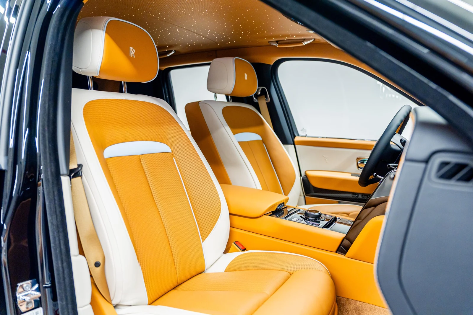 2025 Rolls-Royce Cullinan Black Badge Series II, 9/10