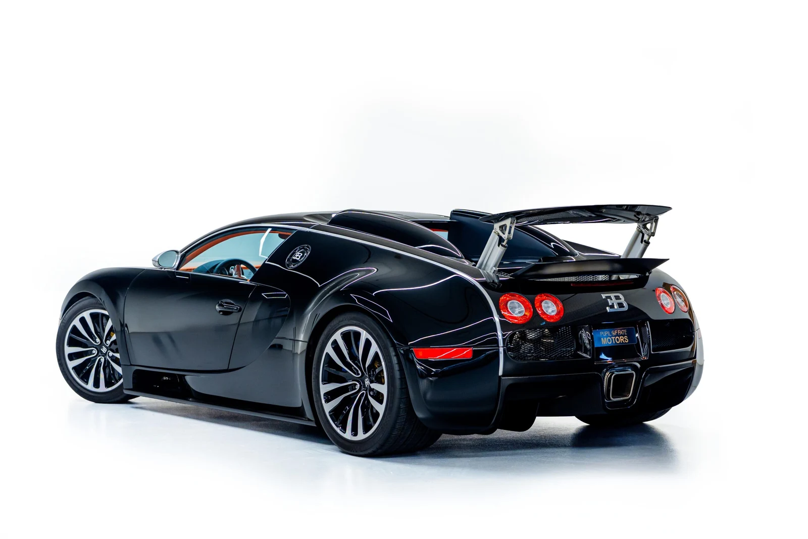 2008 Bugatti Veyron Sang Noir, 5/10