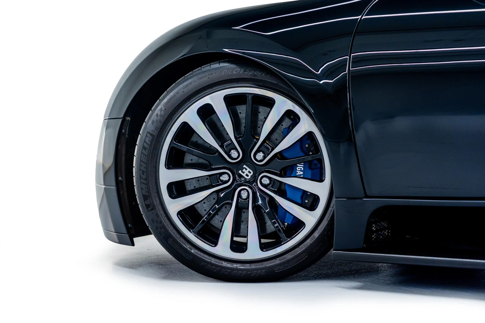 2008 Bugatti Veyron Sang Noir, 8/10