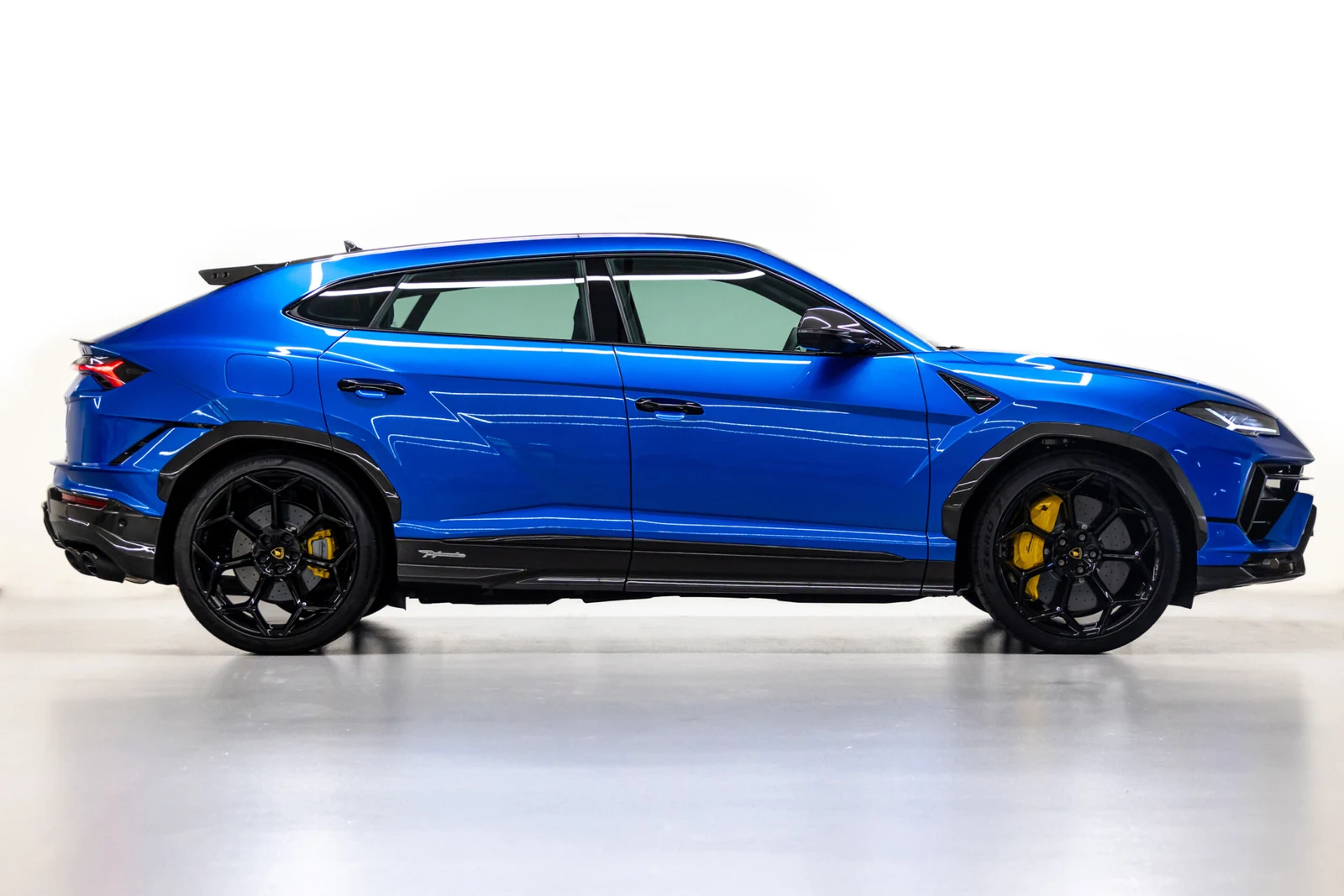 2024 Lamborghini Urus Performante, 4/10