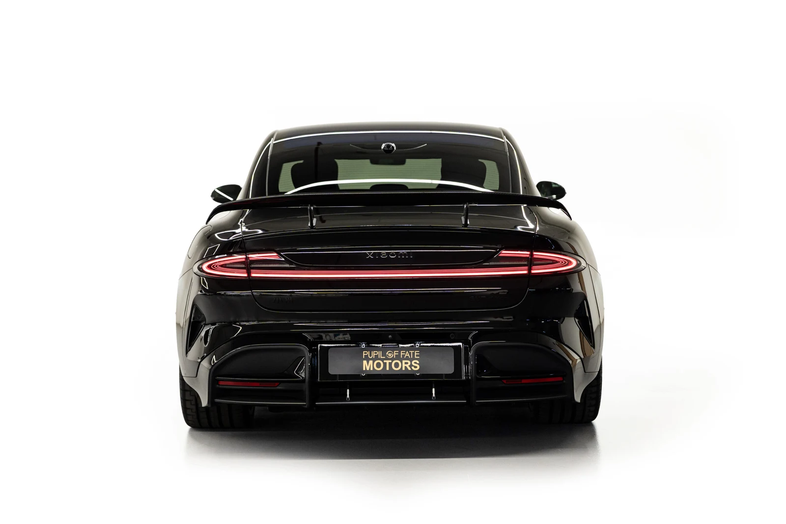 2025 Xiaomi SU7 Ultra, 4/10