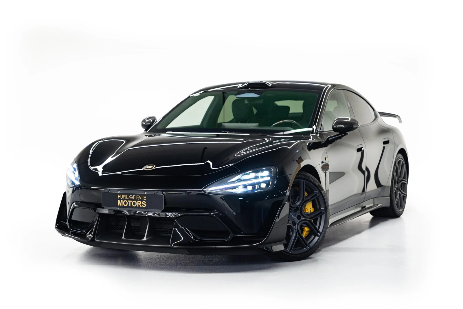 Xiaomi SU7 Ultra · black · Pupil of Fate Motors