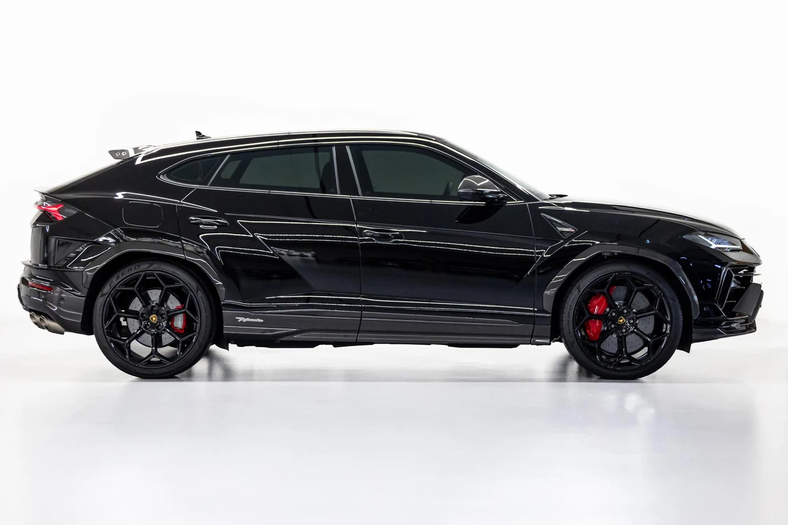 2023 Lamborghini Urus Performante, 4/10