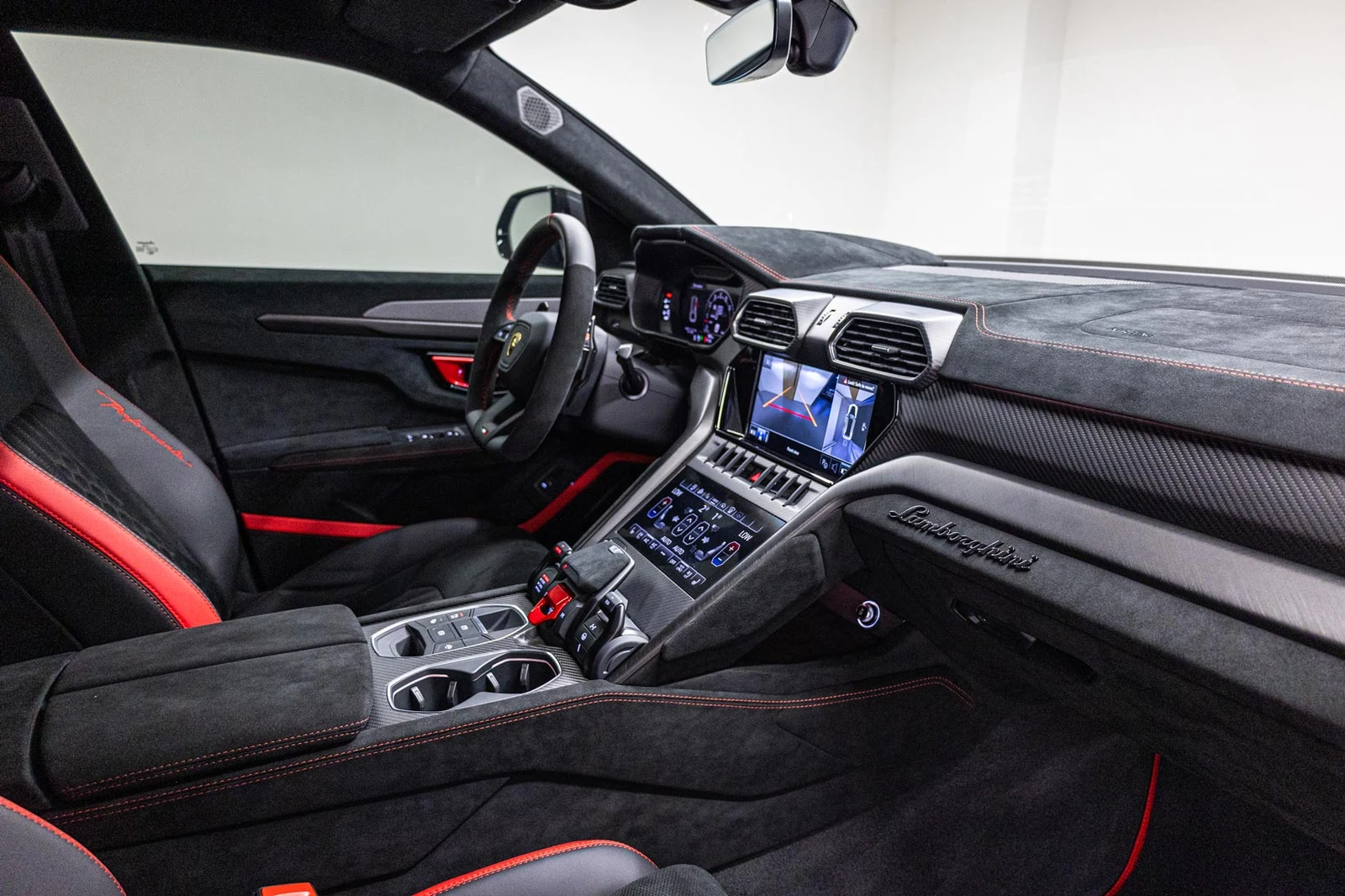 2023 Lamborghini Urus Performante, 9/10