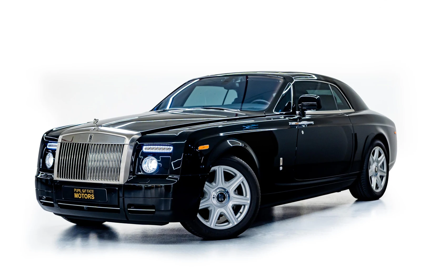 2011 Rolls-Royce Phantom Coupé, 3/10