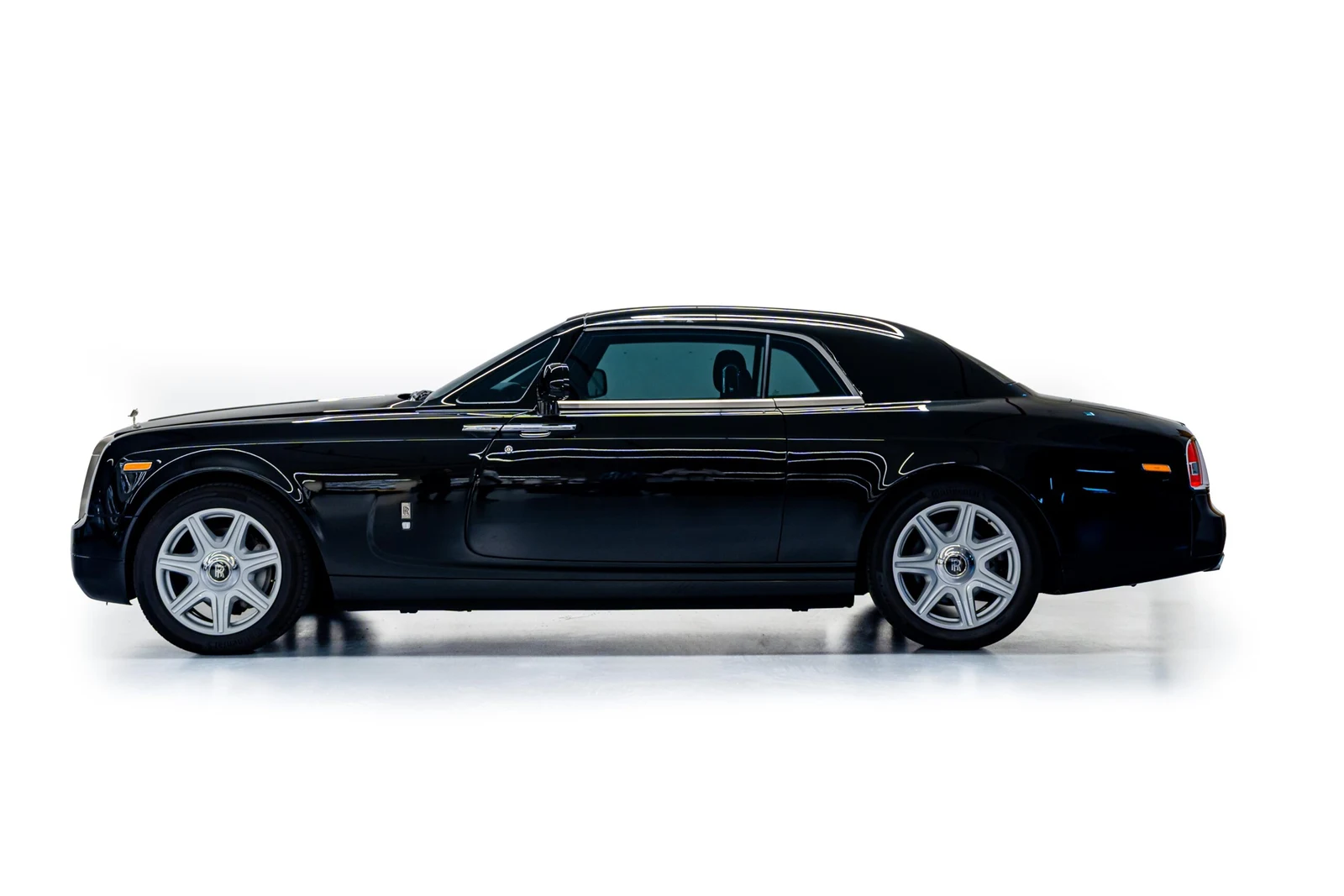 2011 Rolls-Royce Phantom Coupé, 5/10