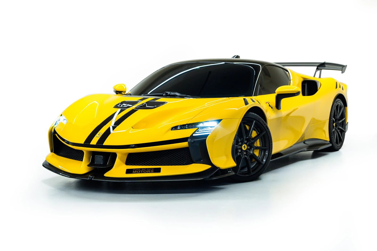 2024 Ferrari SF90 XX Stradale, 3/10