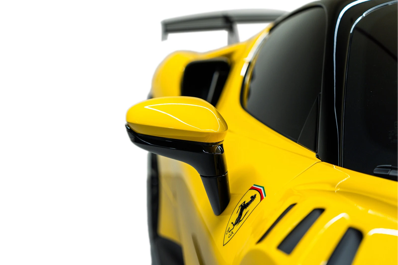 2024 Ferrari SF90 XX Stradale, 7/10