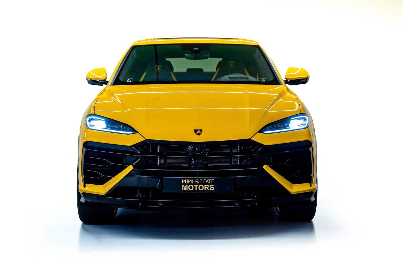 2025 Lamborghini Urus SE, 2/10