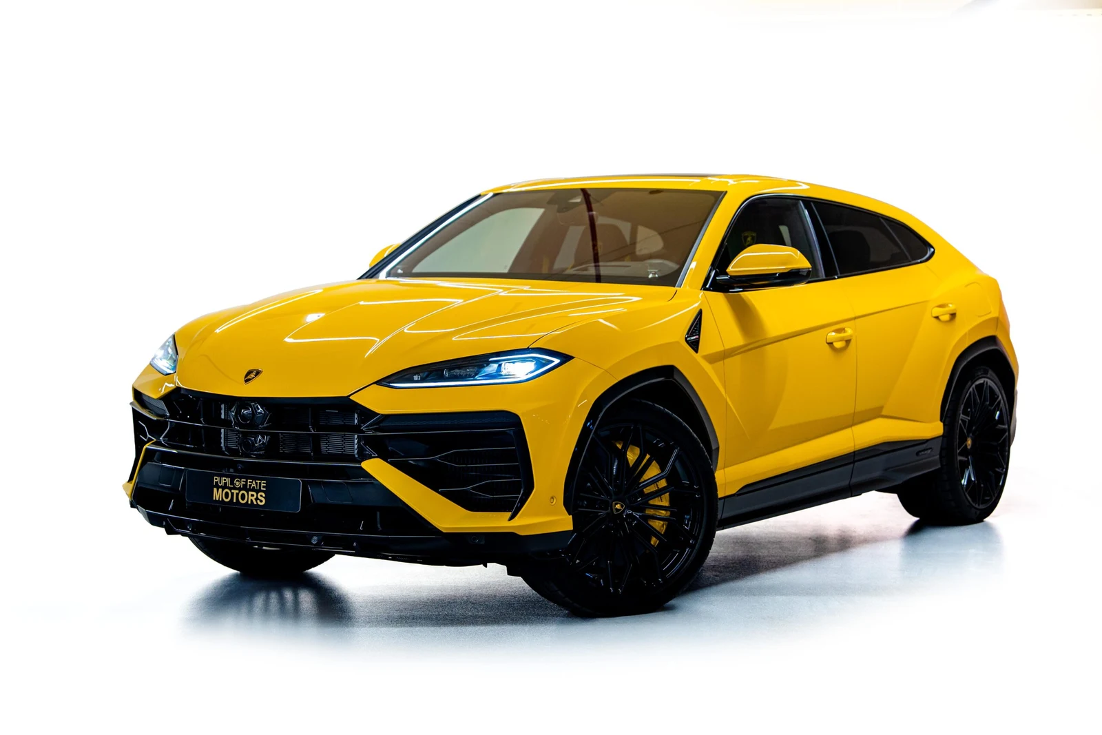 2025 Lamborghini Urus SE, 3/10