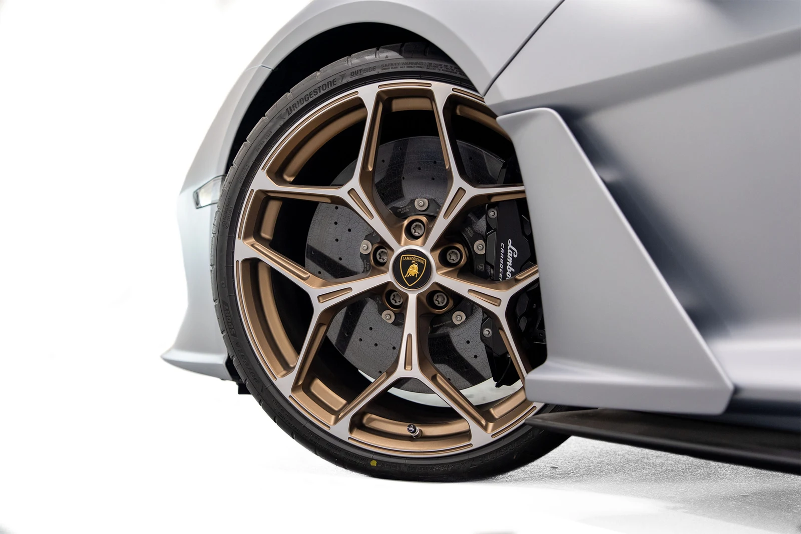 2025 Lamborghini Revuelto, 9/10