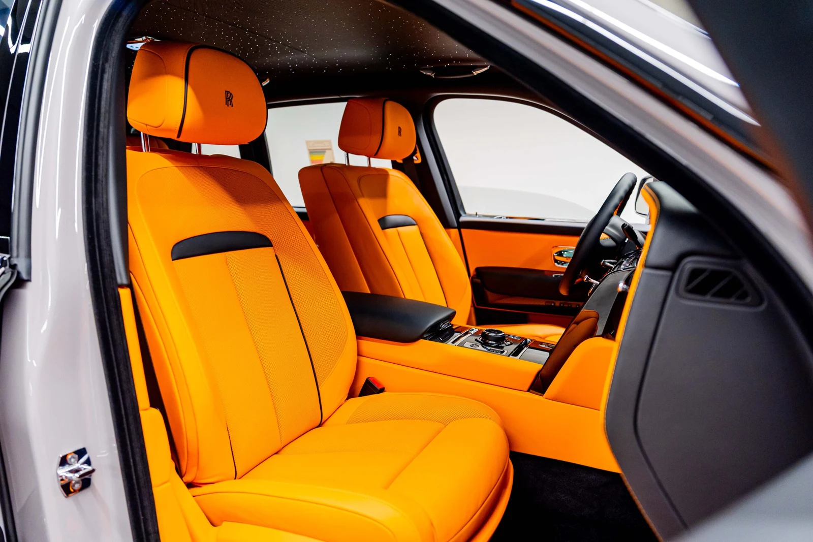 2025 Rolls-Royce Cullinan Black Badge Series II, 9/10