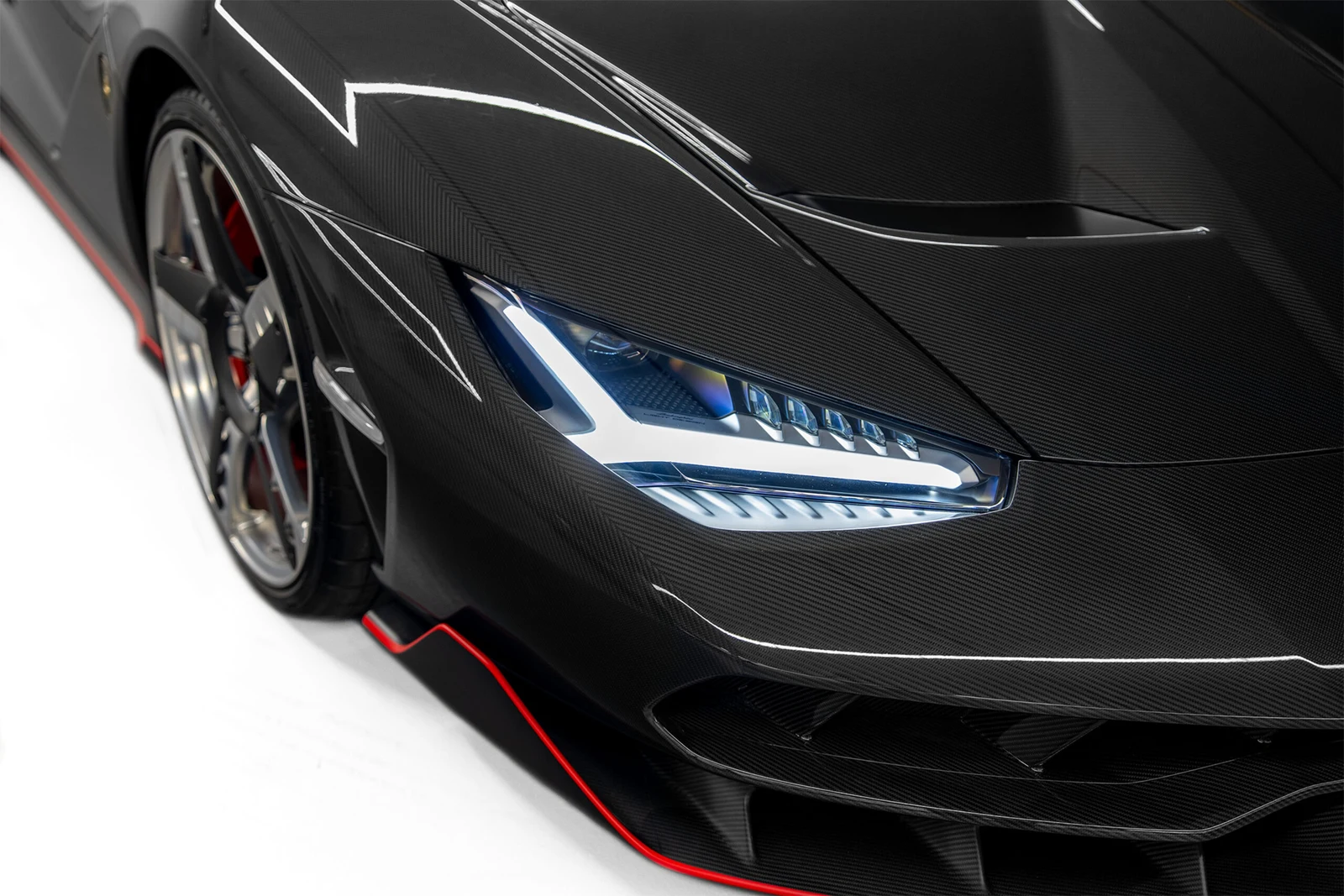 2017 Lamborghini Centenario, 10/10