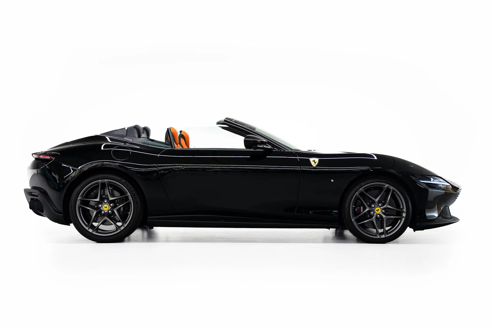 2024 Ferrari Roma Spider, 4/10