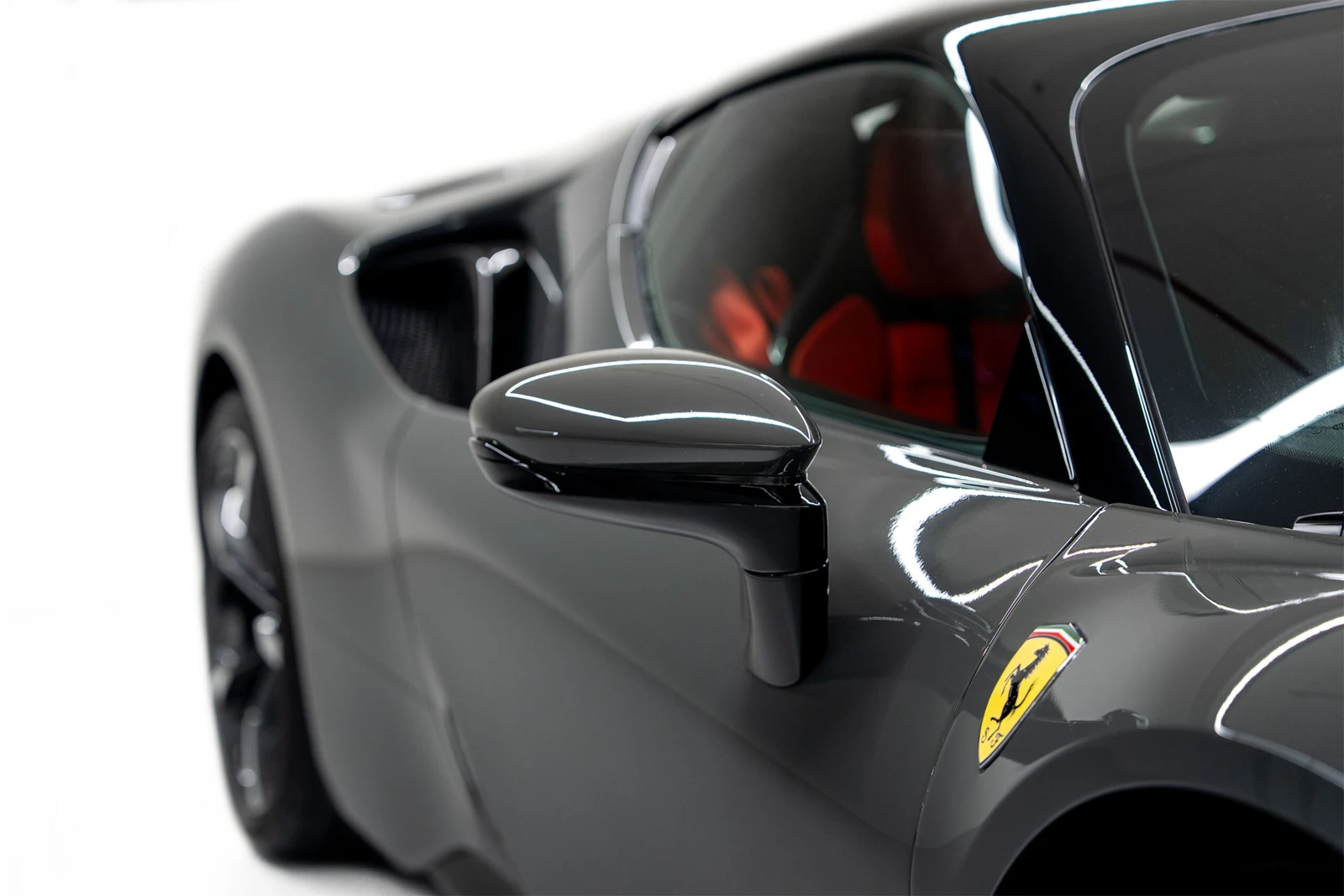 2021 Ferrari SF90 Stradale, 9/10