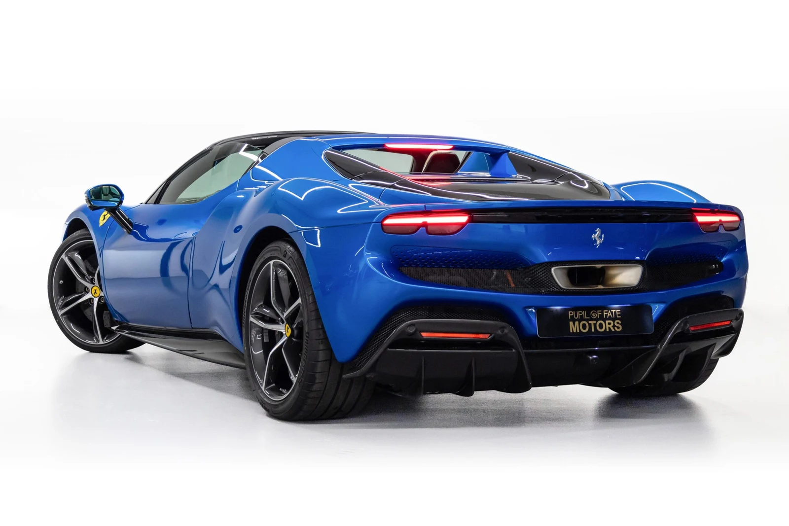 2023 Ferrari 296 GTS, 5/10
