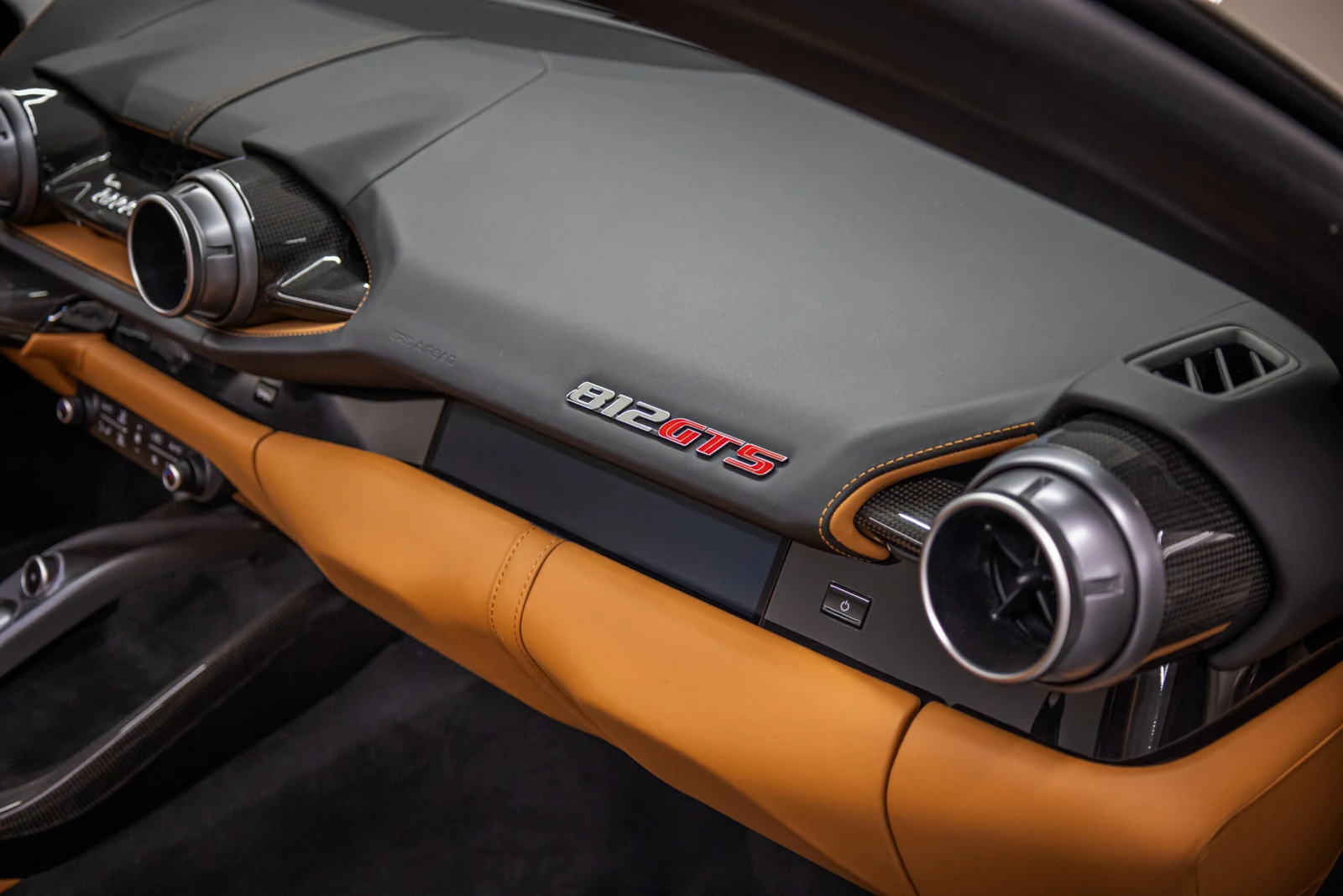 2021 Ferrari 812 GTS, 10/10