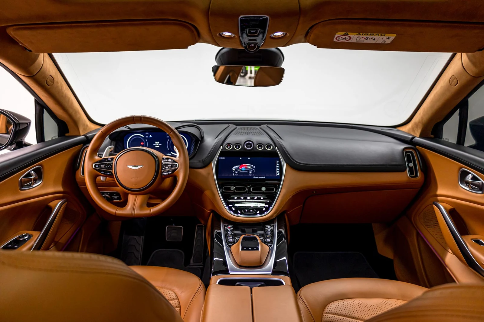 2021 Aston Martin DBX, 9/10