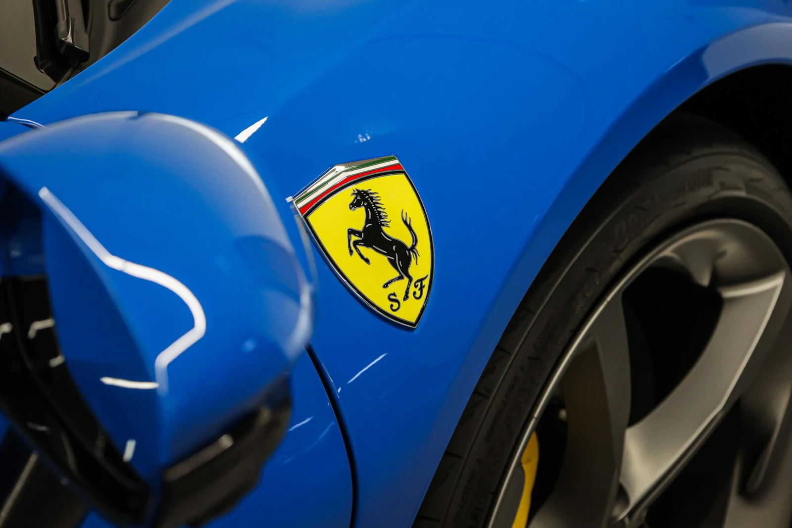 2023 Ferrari SF90 Stradale, 8/10