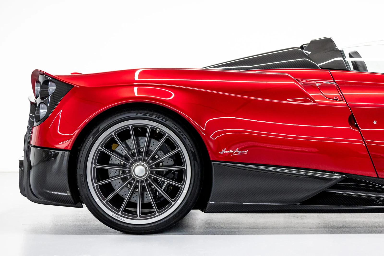 2020 Pagani Huayra Roadster, 5/10
