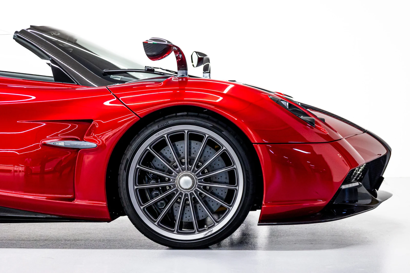 2020 Pagani Huayra Roadster, 6/10