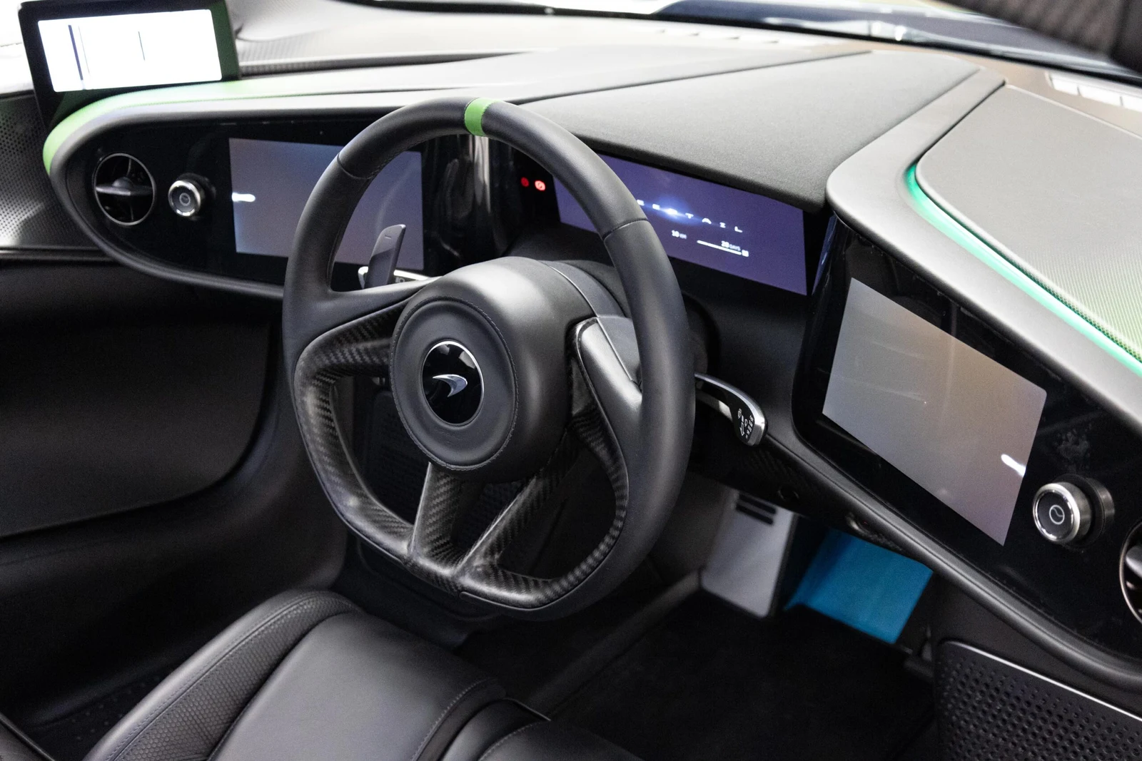 2021 McLaren Speedtail, 9/10