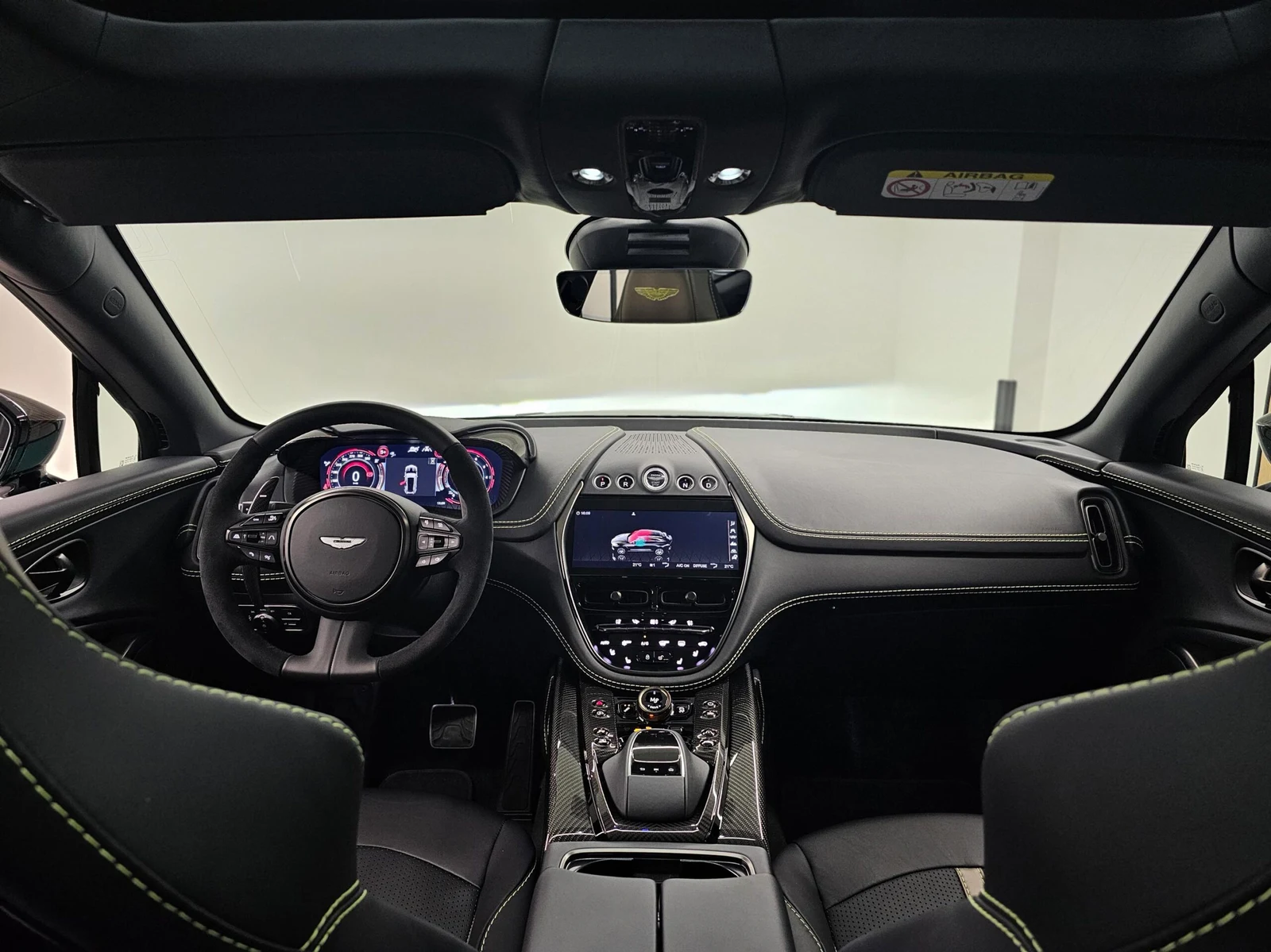2023 Aston Martin DBX707, 7/10
