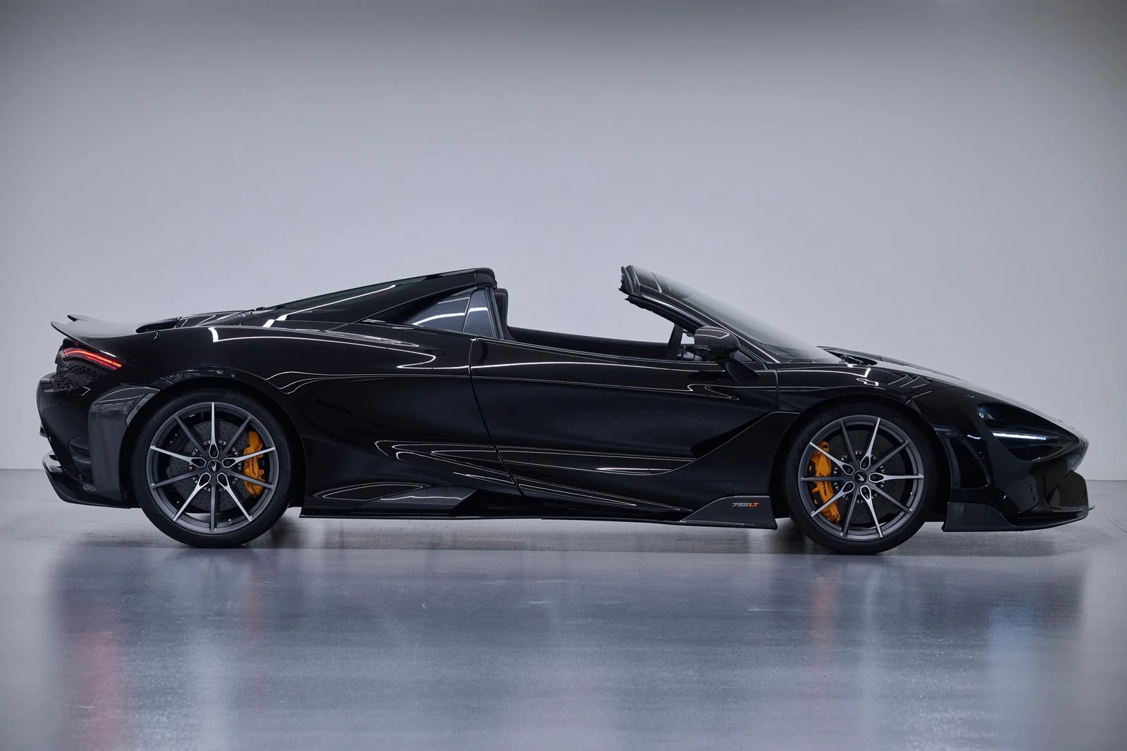 2022 McLaren 765LT Spider, 3/10