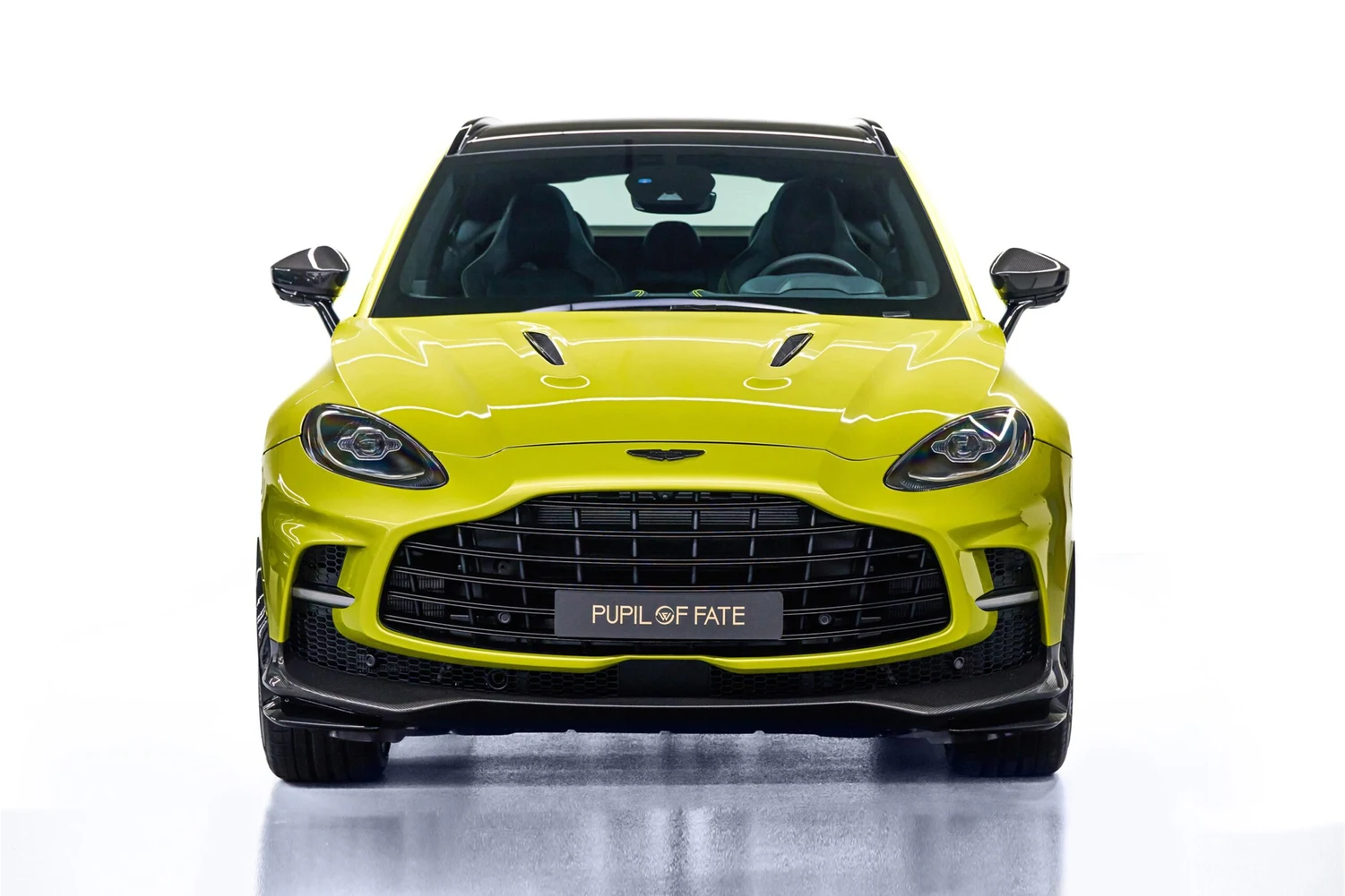 2023 Aston Martin DBX707, 4/10