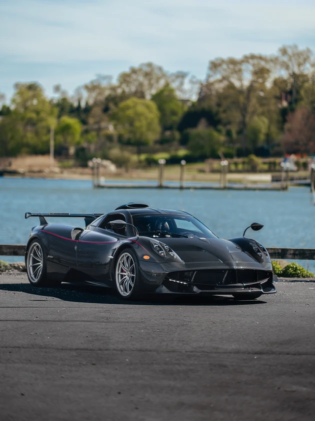 2014 Pagani Huayra Coupé, 4/18