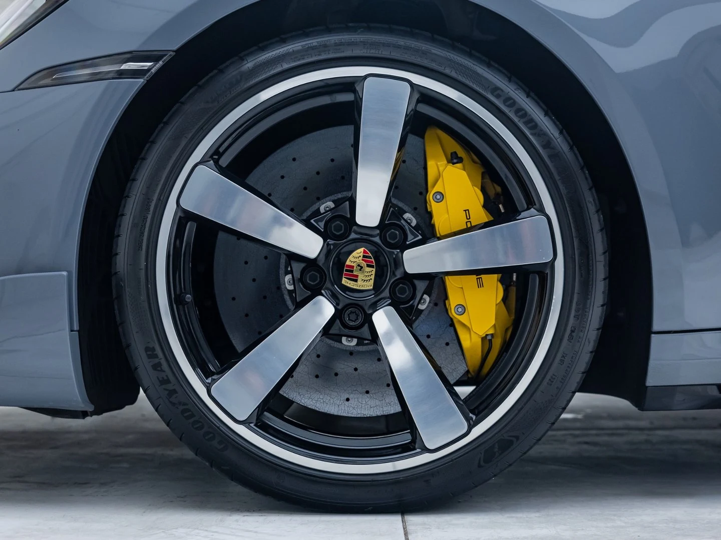 2023 Porsche 911 (992) Turbo S, 9/20
