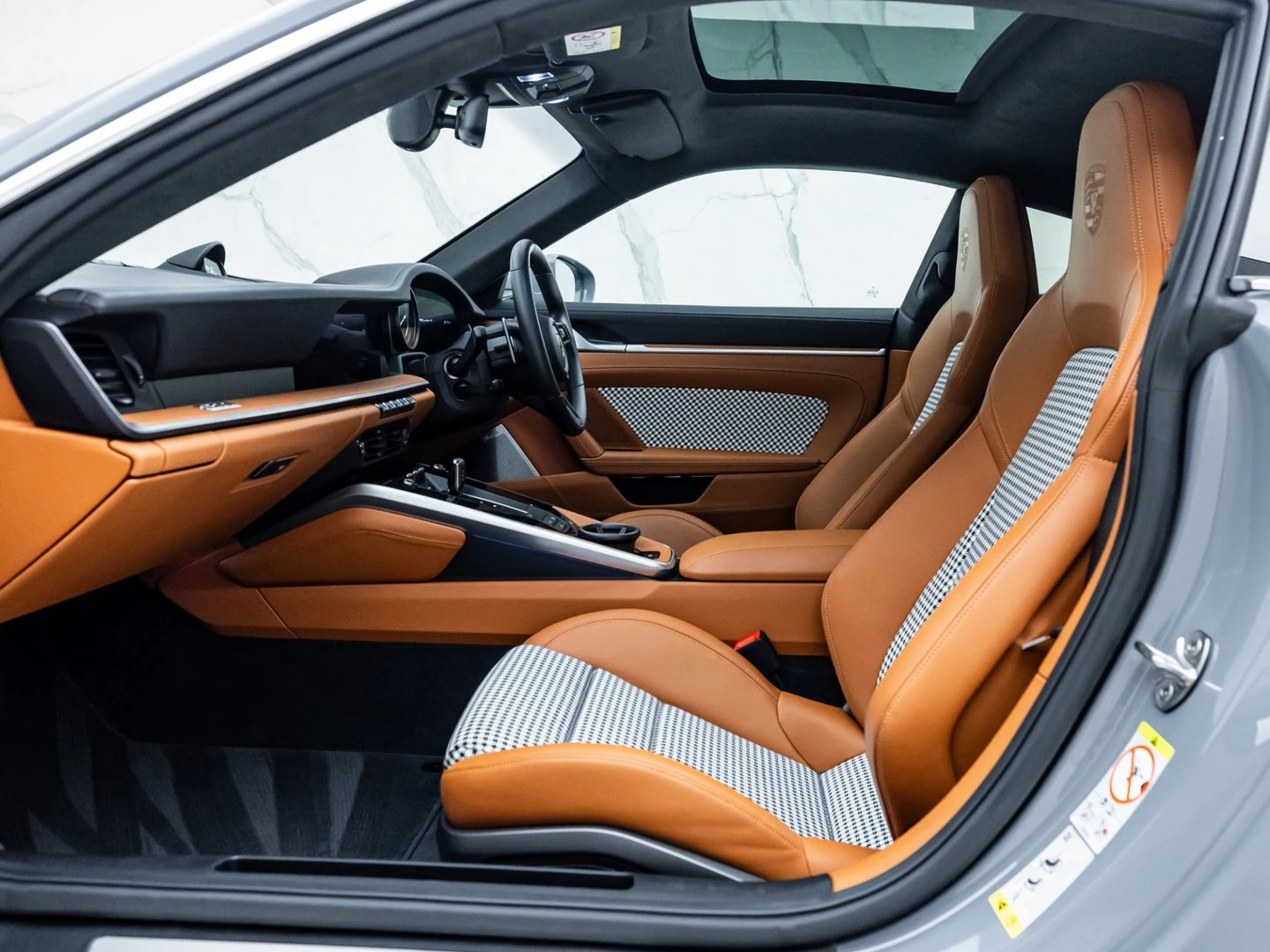 2023 Porsche 911 (992) Turbo S, 15/20