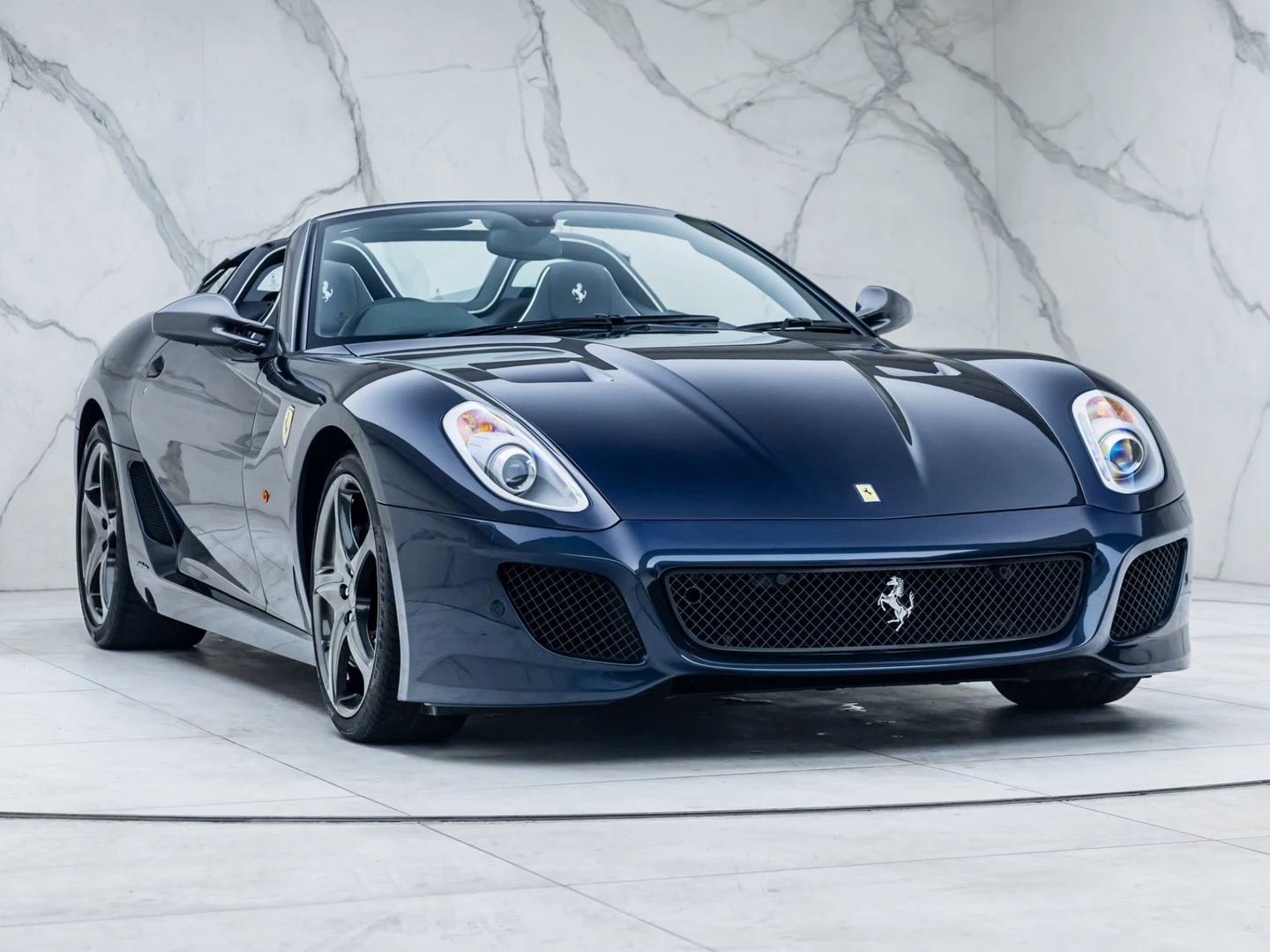 2011 Ferrari 599 SA Aperta, 19/20