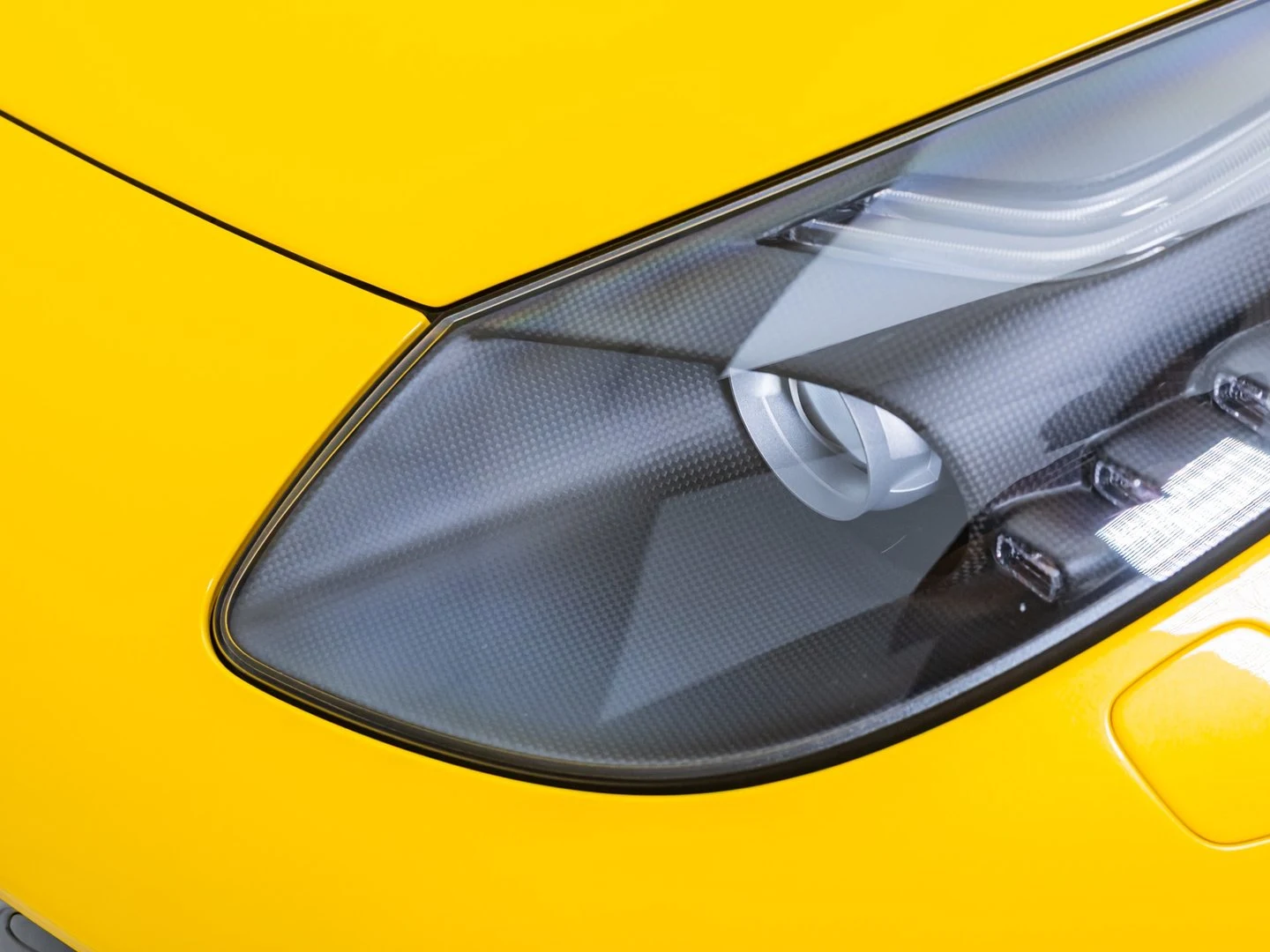 2016 Ferrari F12tdf, 3/20