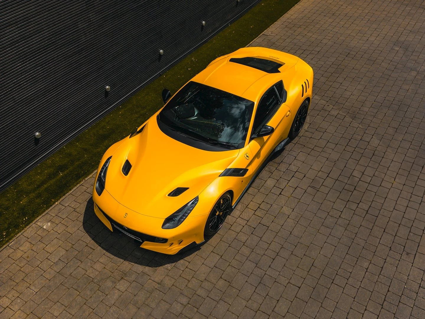 2016 Ferrari F12tdf, 12/20