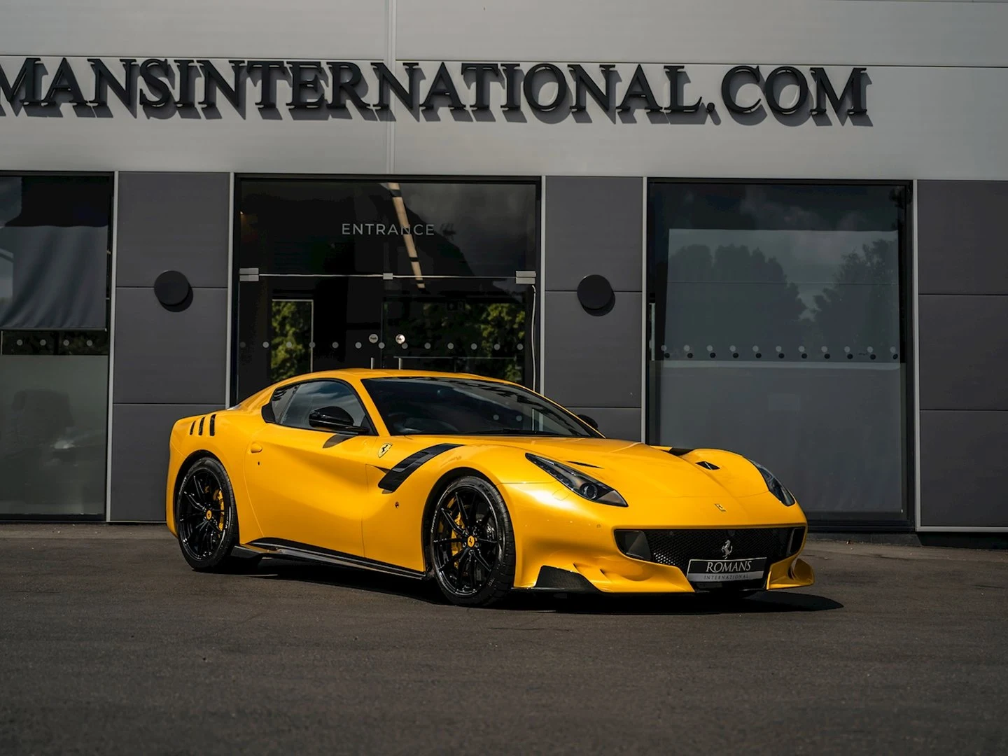 2016 Ferrari F12tdf, 14/20