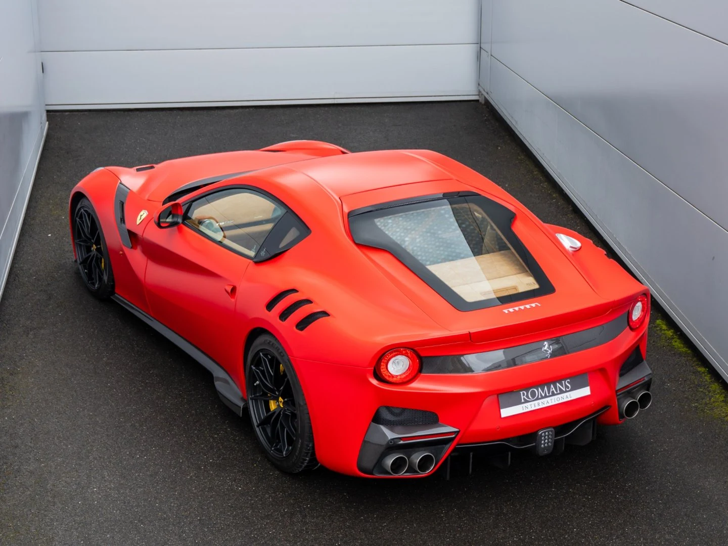 2016 Ferrari F12tdf, 17/20
