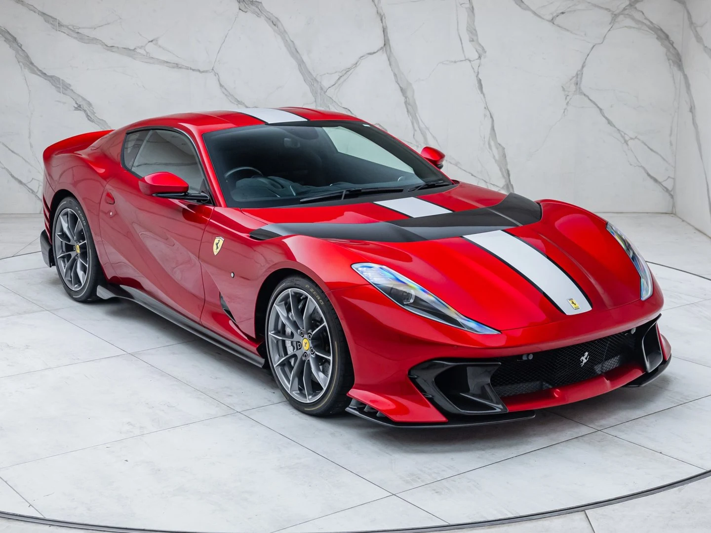 2022 Ferrari 812 Competizione, 7/20